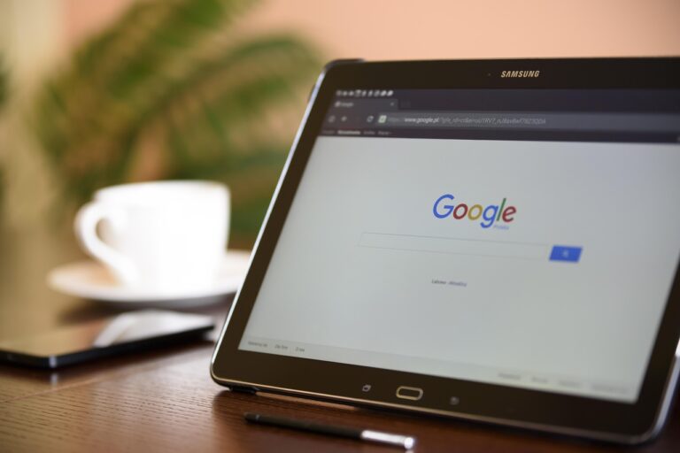 Browser optimieren: schneller surfen, weniger Tracking und Erweiterungen aufräumen Browser optimieren: schneller surfen, weniger Tracking und Erweiterungen aufräumen