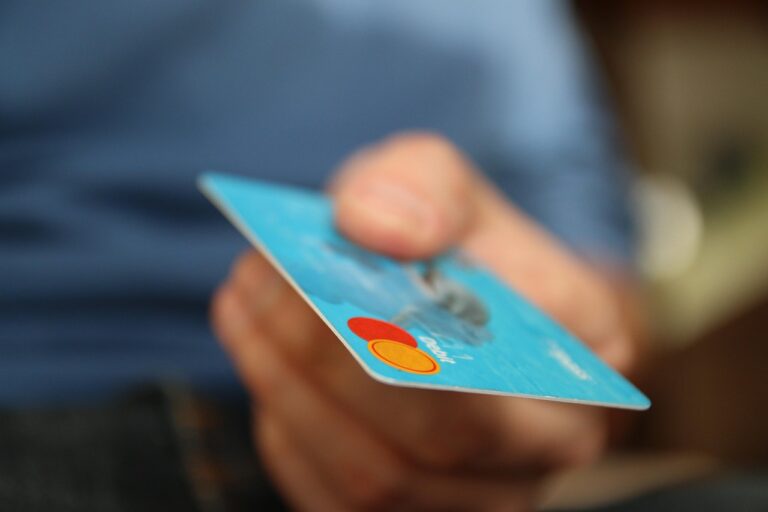 Verbraucherrechte beim Online-Kauf: Widerruf, Garantie, Fake-Shops Verbraucherrechte beim Online-Kauf: Widerruf, Garantie, Fake-Shops