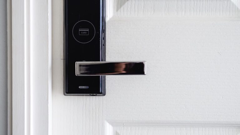 Smart Home im Gastnetz: So trennen Sie Komfortgeräte von privaten Daten Smart Home im Gastnetz: So trennen Sie Komfortgeräte von privaten Daten