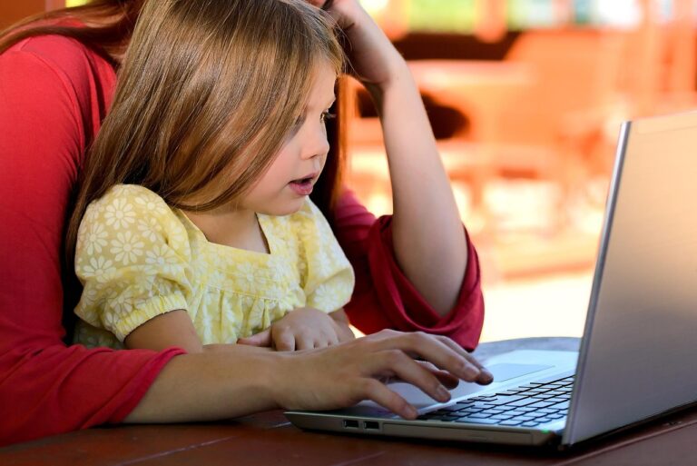 Die digitale Notfallmappe für Familien: vorbereitet, wenn niemand mehr erklären kann