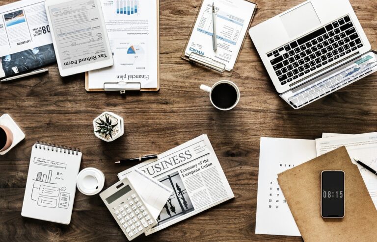 PDF richtig schwärzen: Warum schwarze Kästen private Angaben nicht zuverlässig entfernen PDF richtig schwärzen: Warum schwarze Kästen private Angaben nicht zuverlässig entfernen
