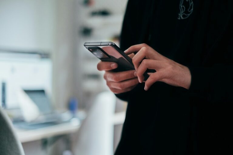 iOS 27 erkennt mögliche Täuschungsversuche: Was Apples neue Risikosignale schützen und was nicht